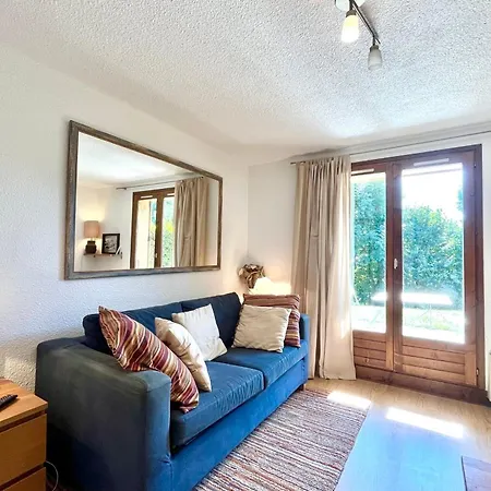 Appartement With South Facing Terrace In